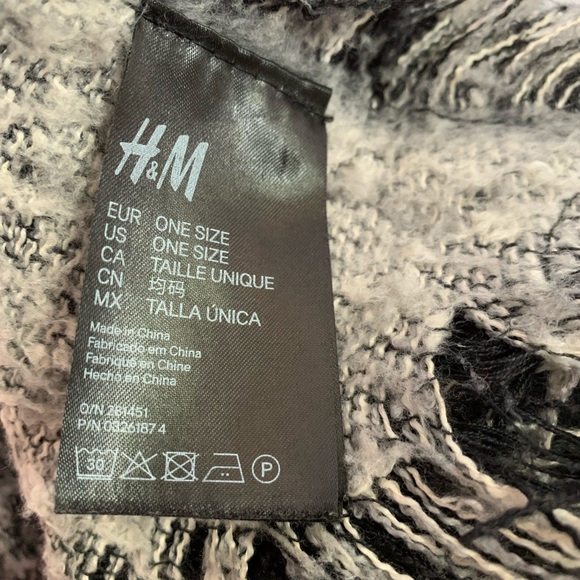 Winter scarf - Picture 3 of 4